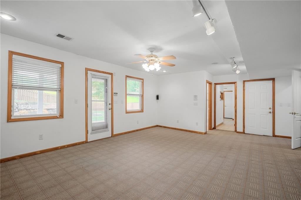 5109 Rosehill Road — photo 32