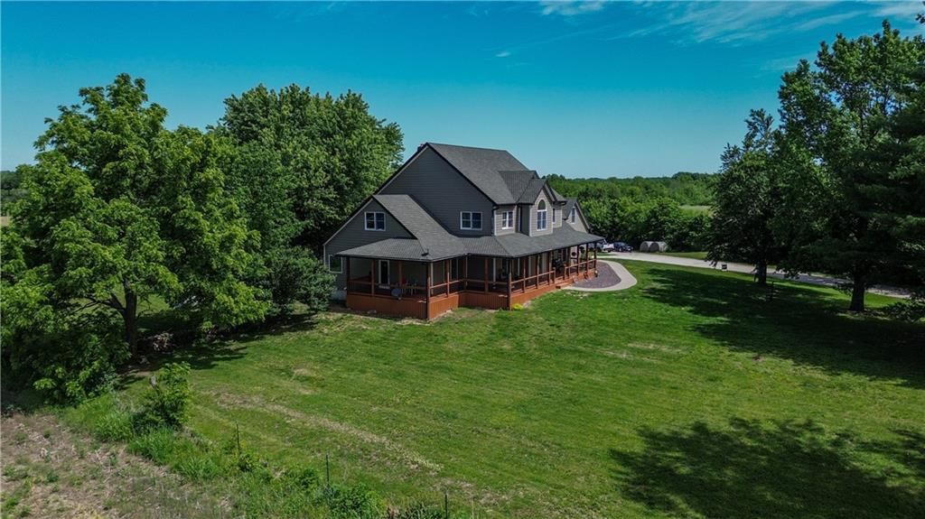 8555 NW Old US 169 Highway — photo 2