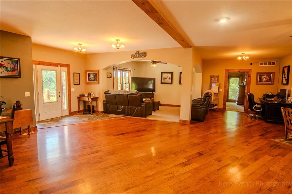 8555 NW Old US 169 Highway — photo 11
