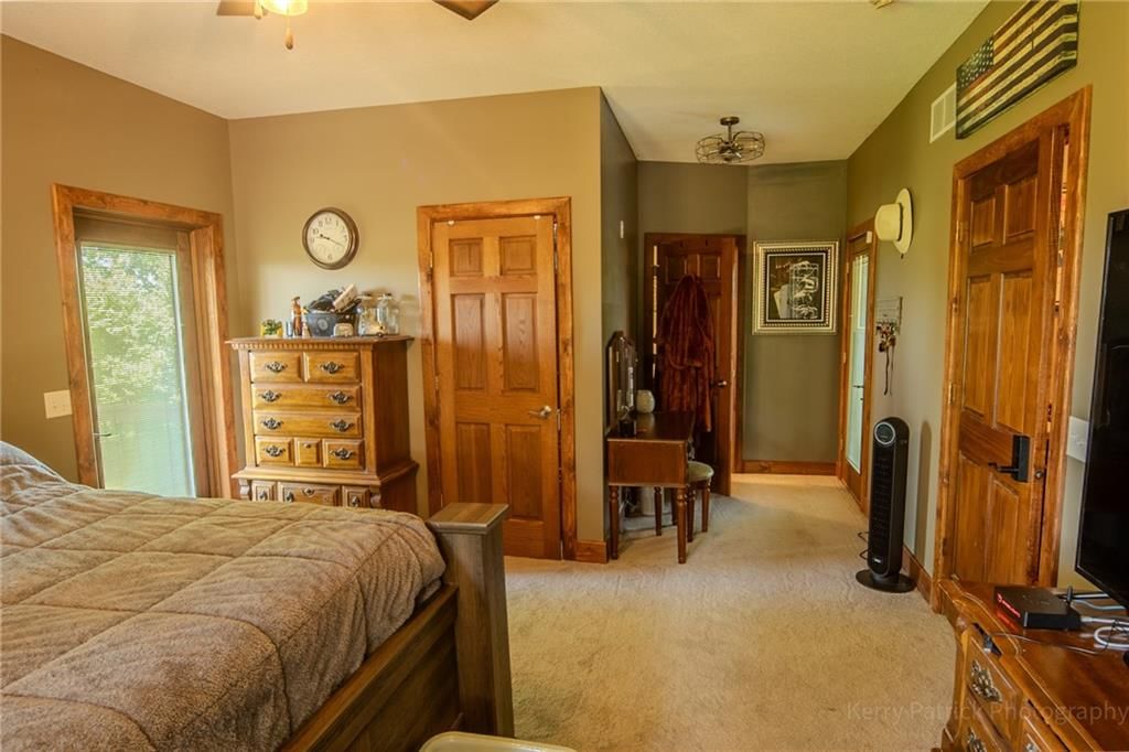 8555 NW Old US 169 Highway — photo 14