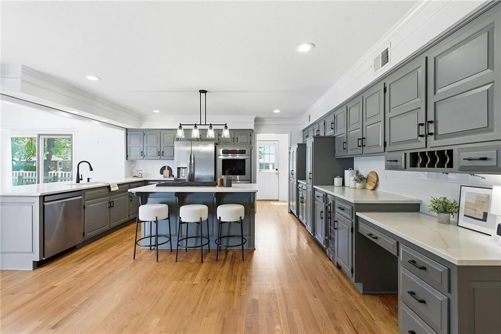 3405 W 121st Street — photo 14