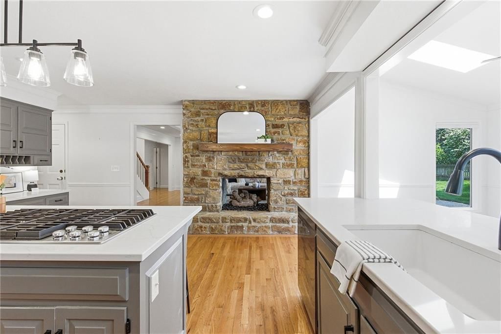 3405 W 121st Street — photo 18