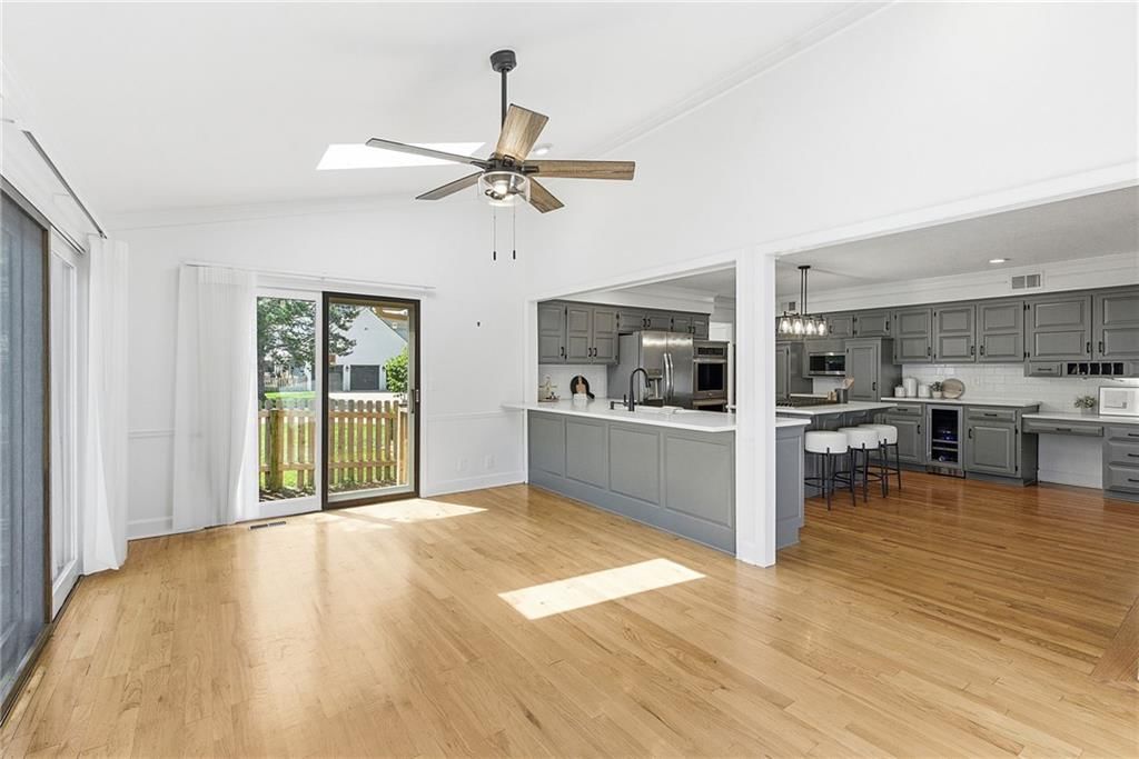 3405 W 121st Street — photo 23