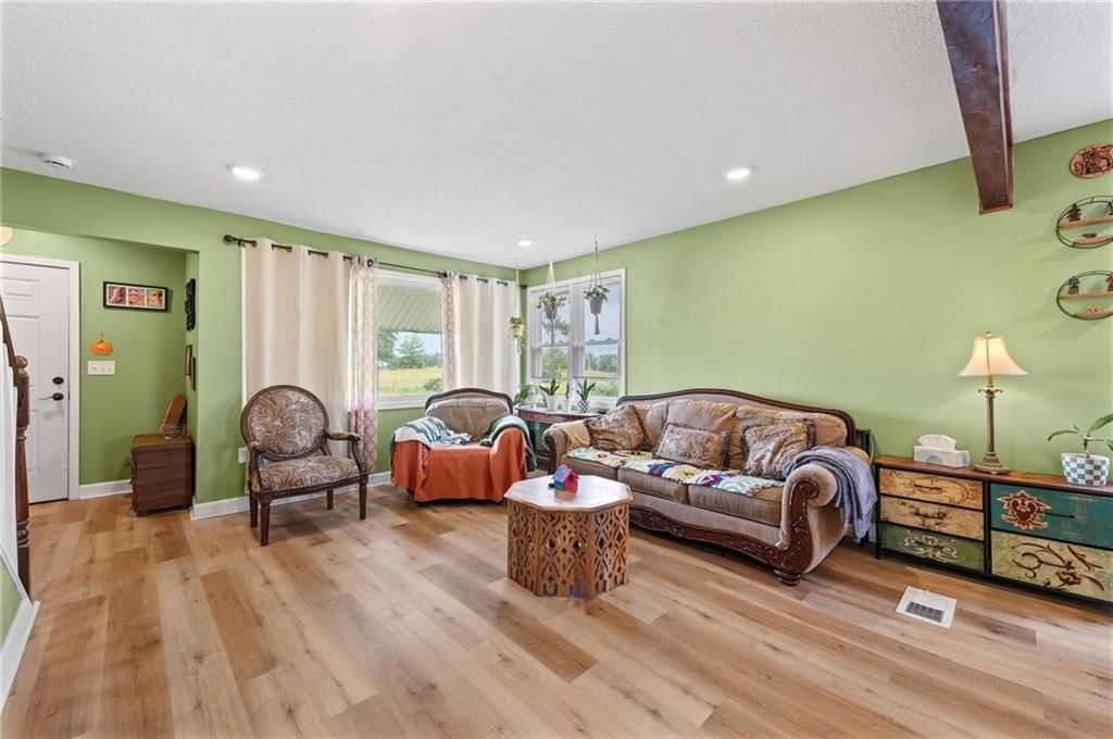 10112 SE 214th Street — photo 8