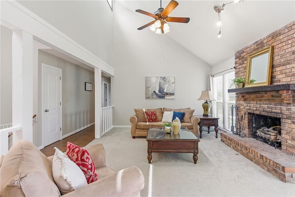 11012 Norton Avenue — photo 11