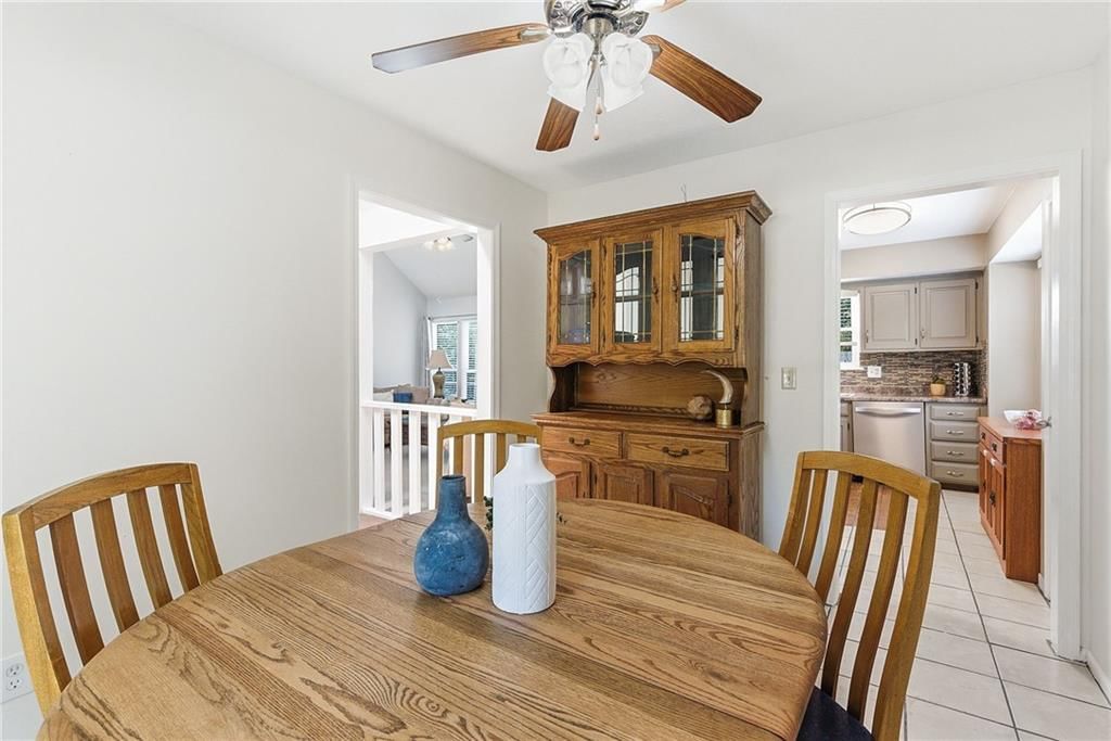11012 Norton Avenue — photo 17
