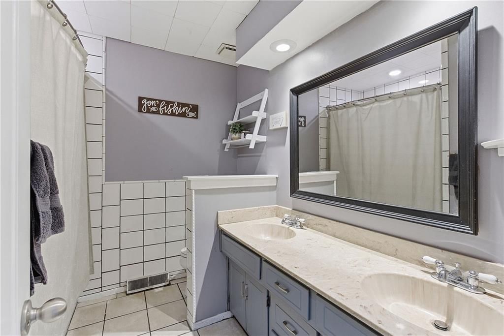 11012 Norton Avenue — photo 18