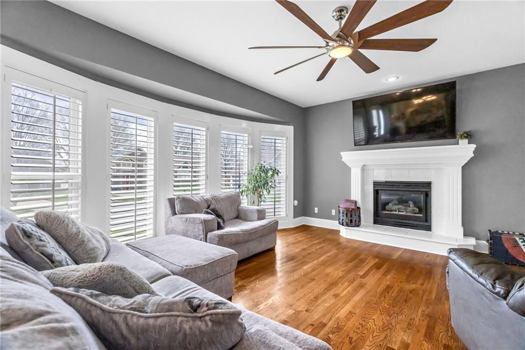 1327 Huntington Drive — photo 5
