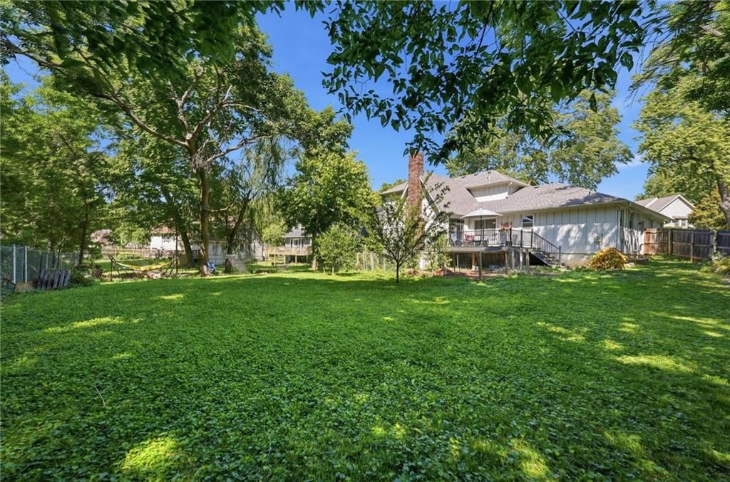 6925 Caenen Avenue — photo 33