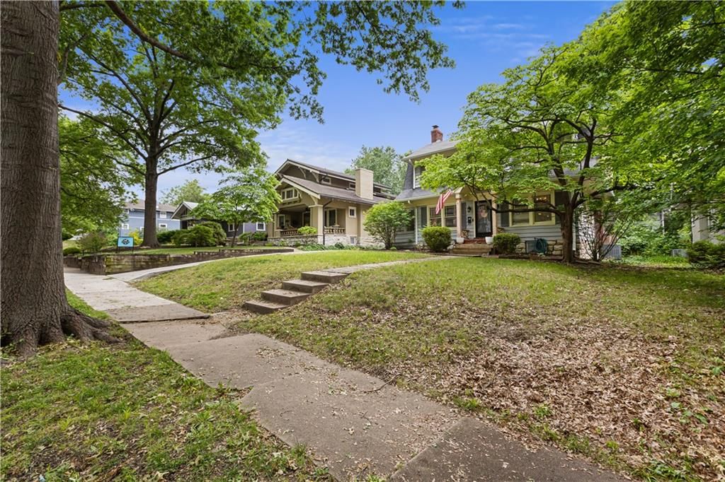 5836 Oak Street — photo 4