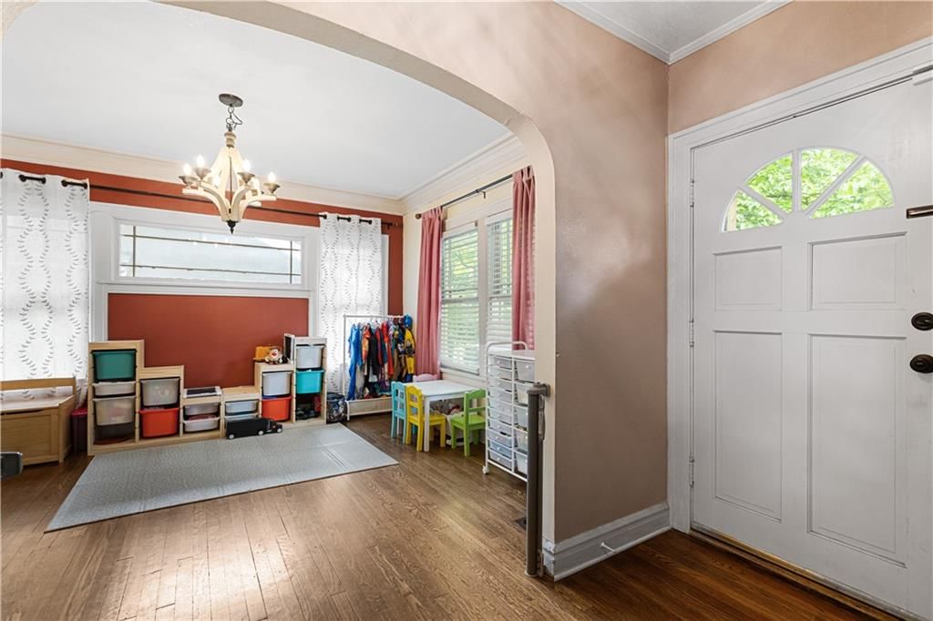 5836 Oak Street — photo 18