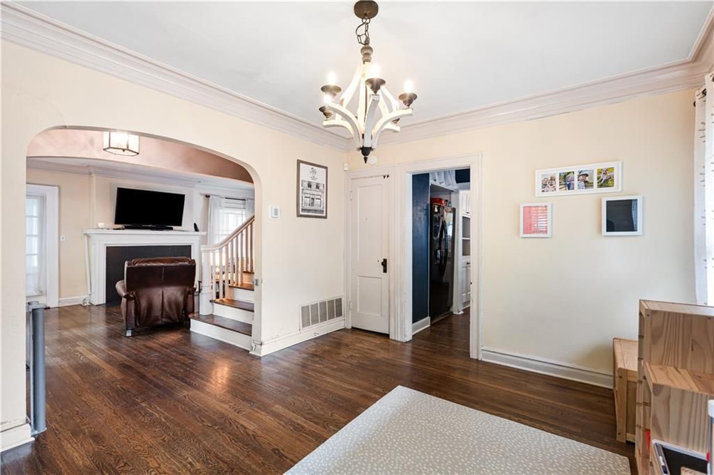 5836 Oak Street — photo 20