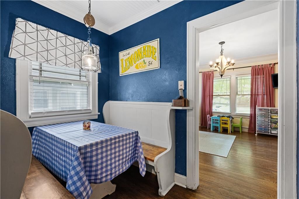5836 Oak Street — photo 23