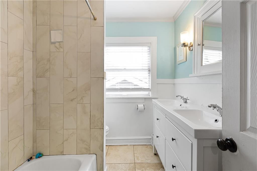 5836 Oak Street — photo 41
