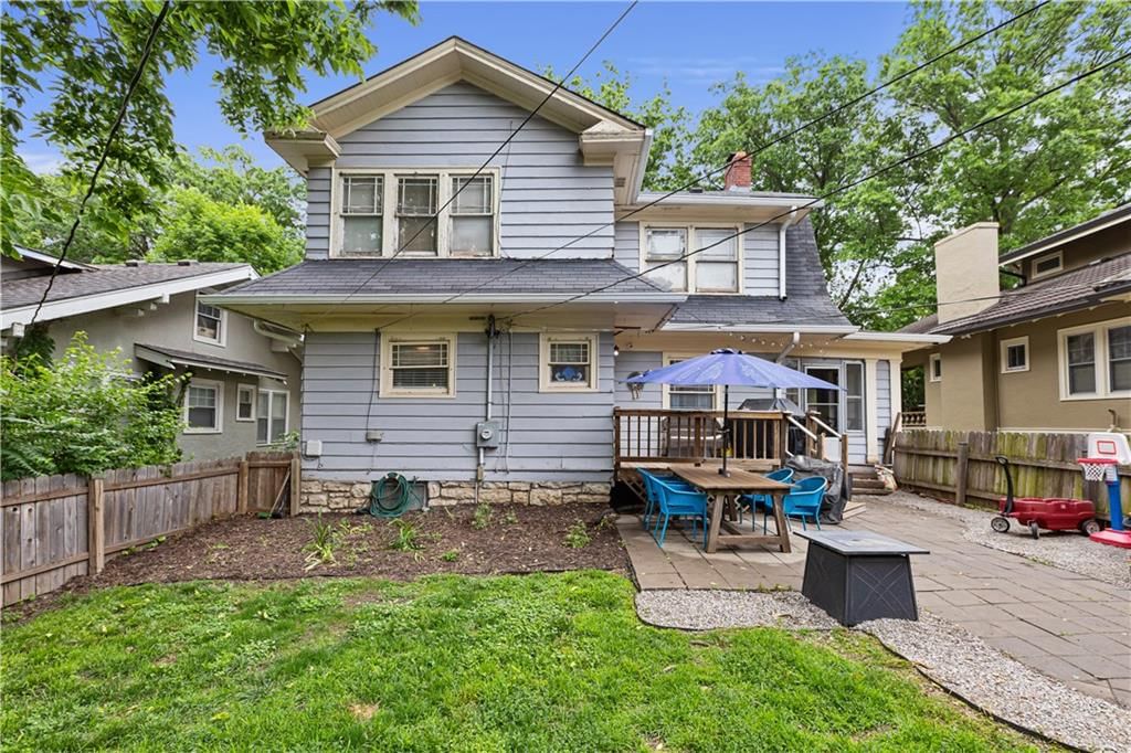 5836 Oak Street — photo 52