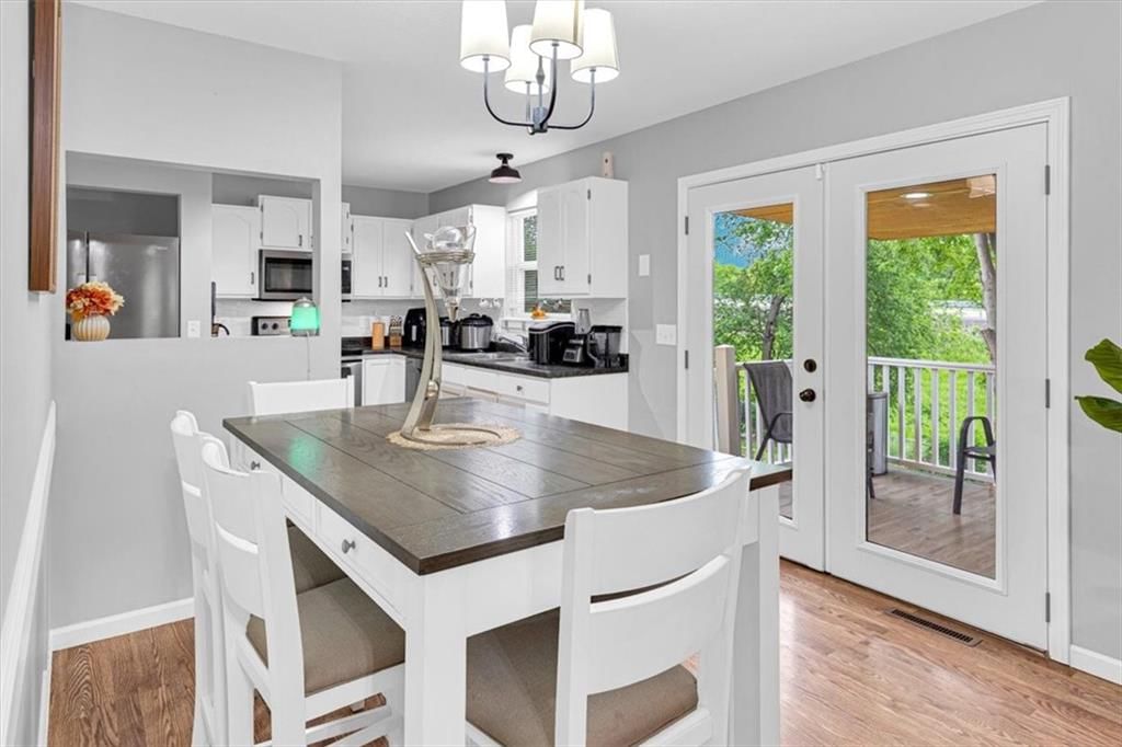 4518 Iris Avenue — photo 11