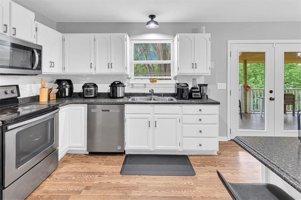 4518 Iris Avenue — photo 14