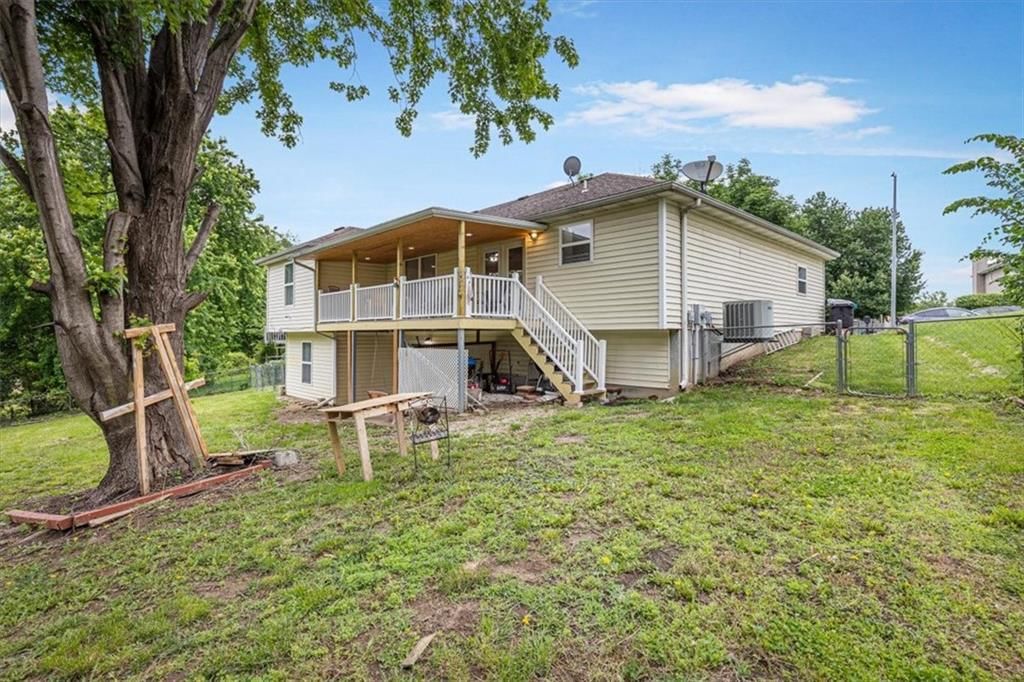 4518 Iris Avenue — photo 38