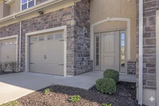 15849 Shawnee Drive — photo 1