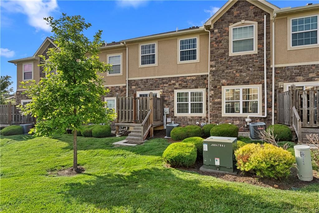 15849 Shawnee Drive — photo 24