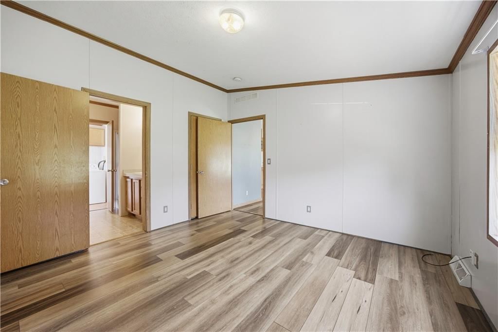 7677 1000 Road — photo 13