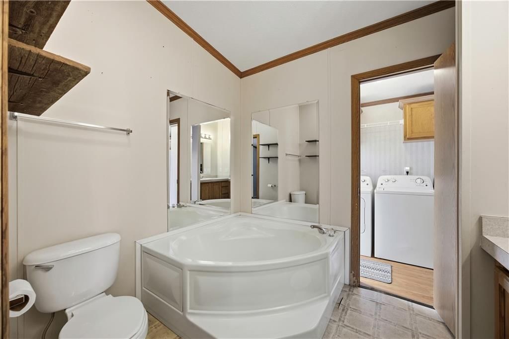 7677 1000 Road — photo 14