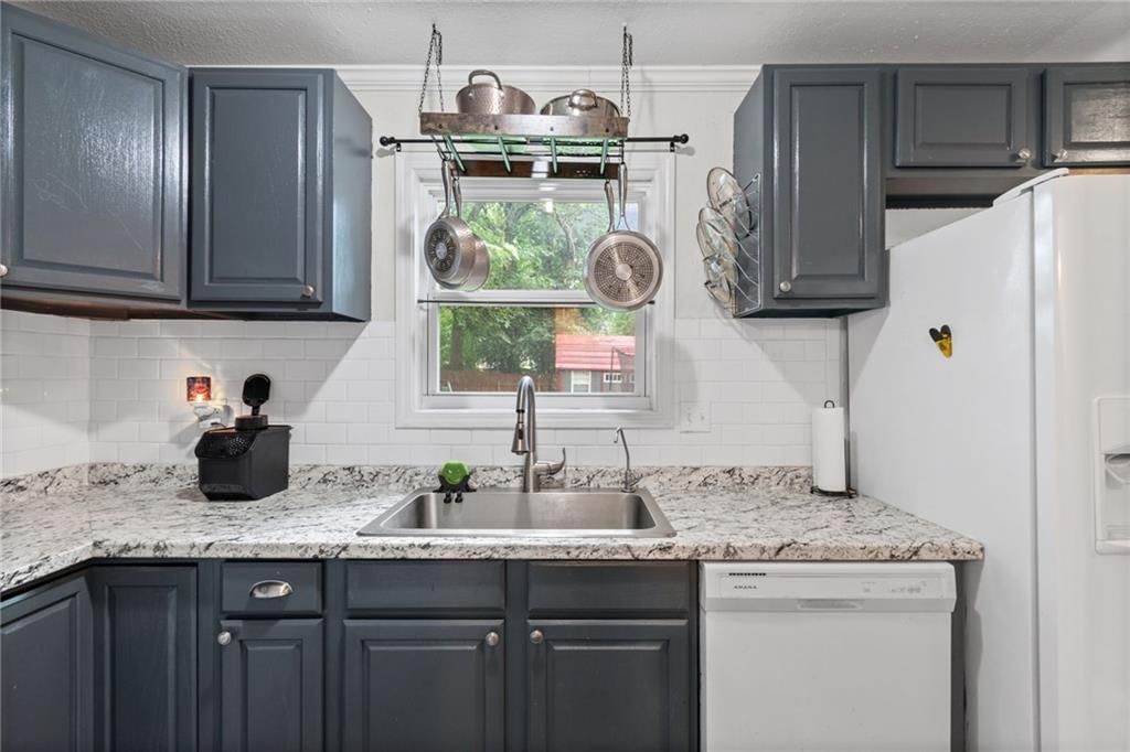 504 S Wellington Street — photo 3
