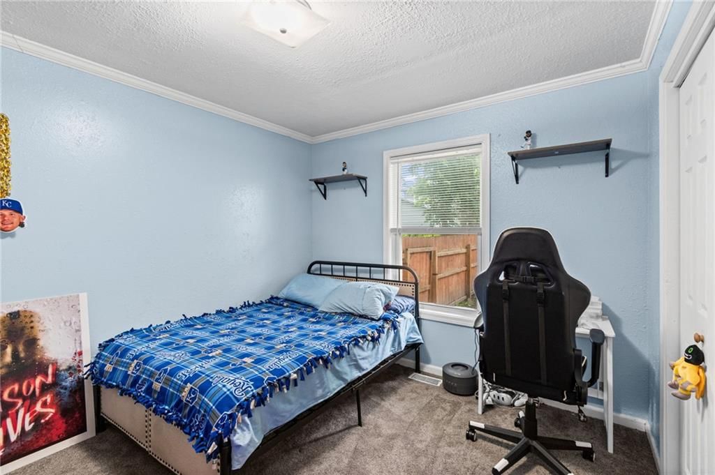504 S Wellington Street — photo 15