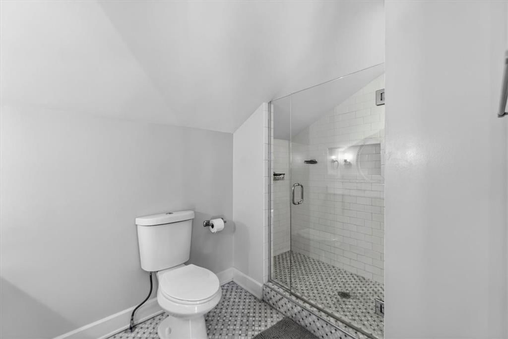 5850 Brookside Boulevard — photo 24