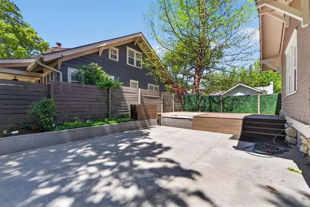 5850 Brookside Boulevard — photo 30