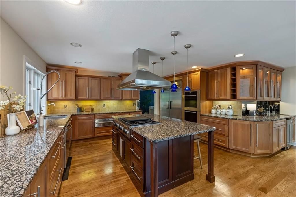 8800 Rosewood Drive — photo 11