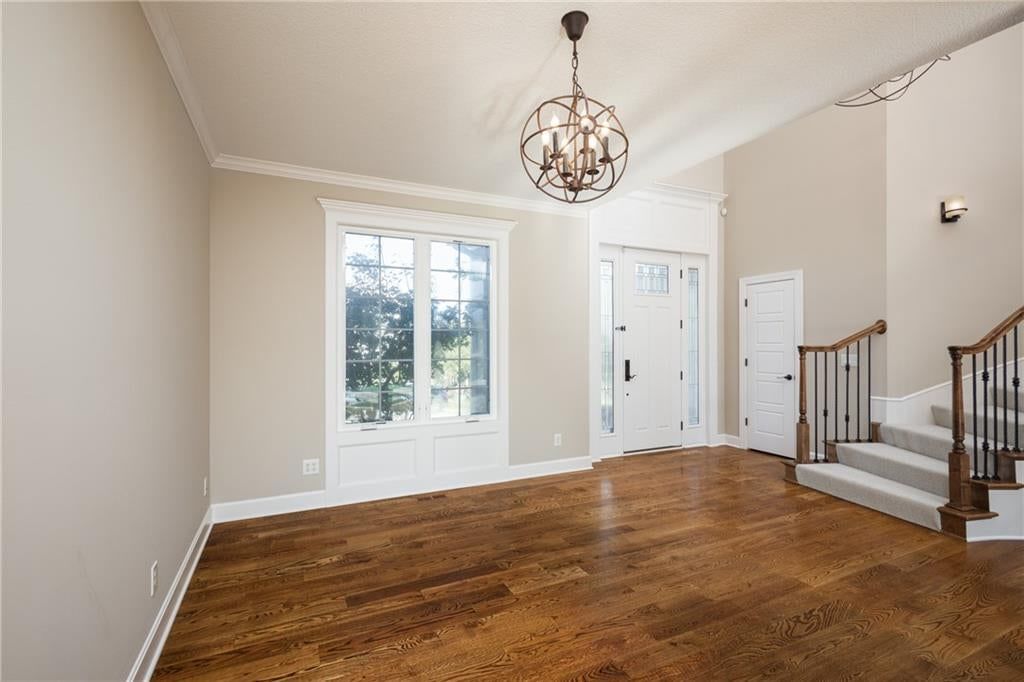 5739 NE Timber Hills Drive, Lee's Summit, MO: listing photo 3