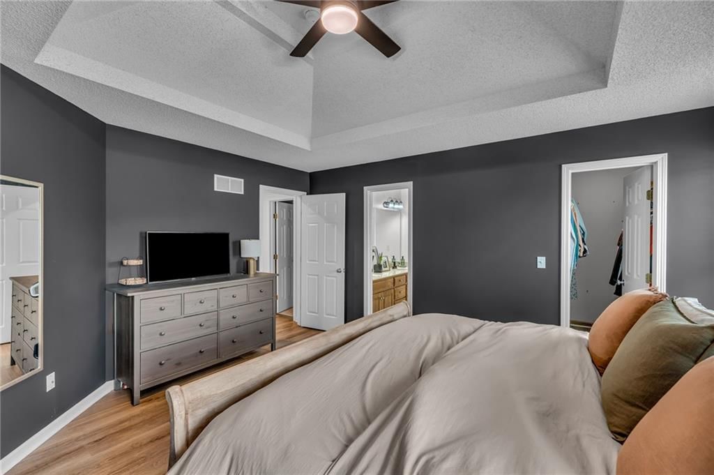 33046 W 88th Terrace — photo 15