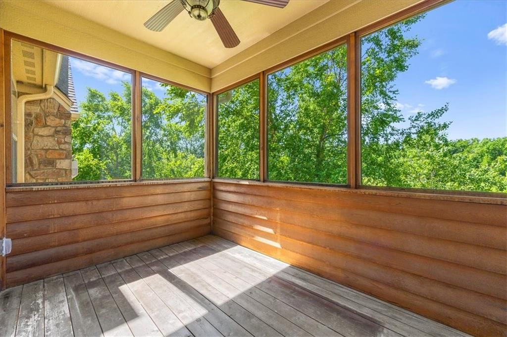 14835 Meadow Lane — photo 9