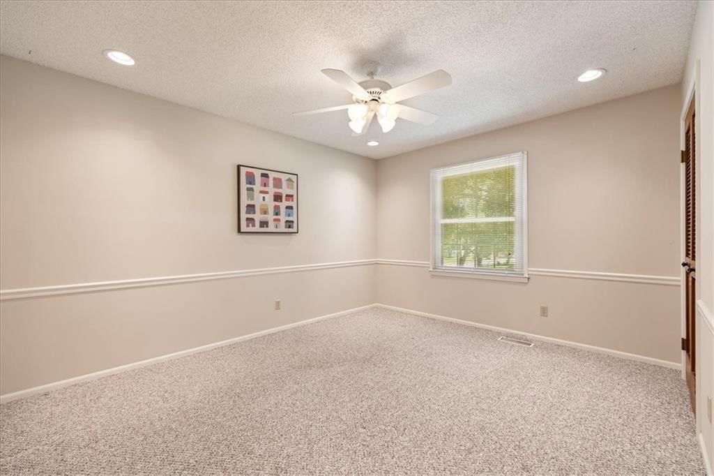 16206 Riggs Road — photo 10