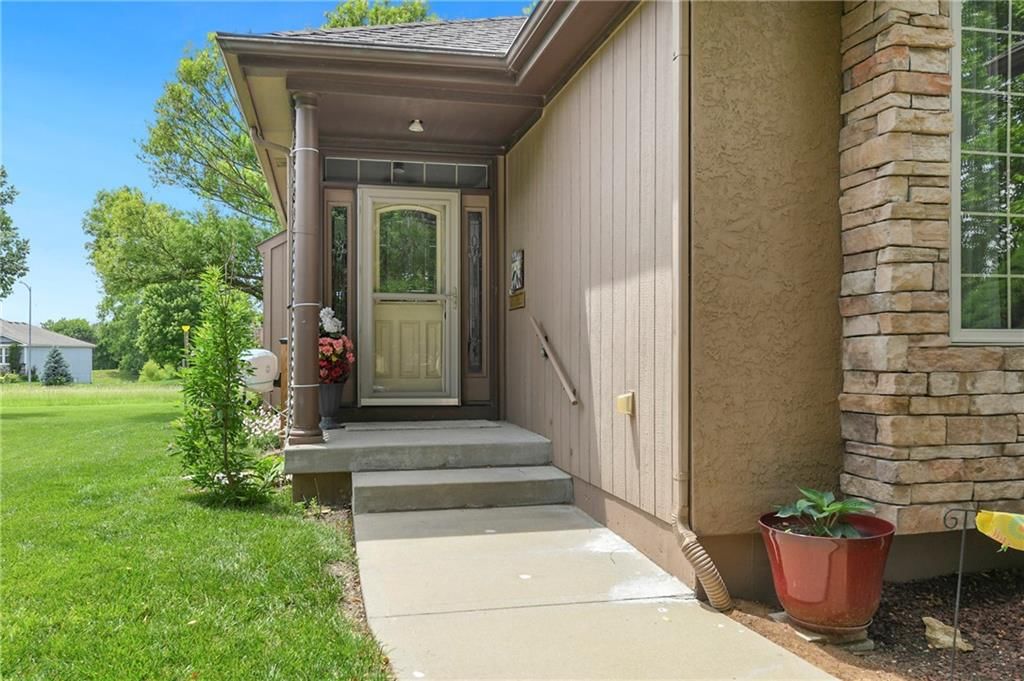 29374 Rockwood Avenue — photo 5