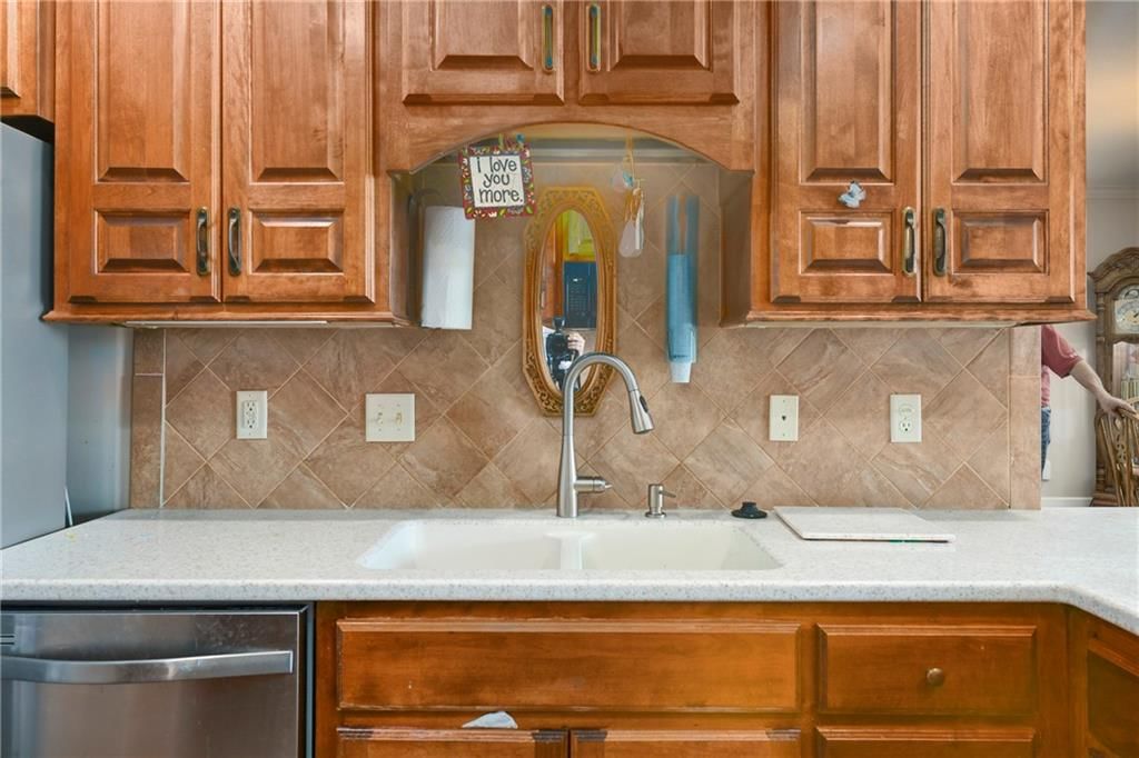 29374 Rockwood Avenue — photo 21