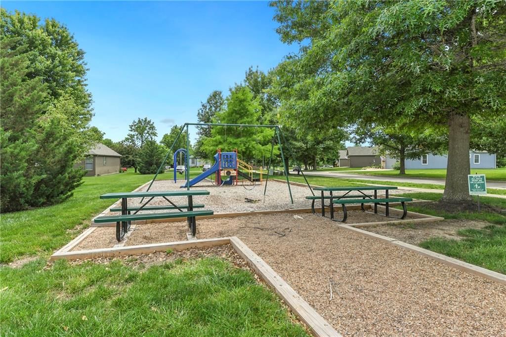 29374 Rockwood Avenue — photo 45