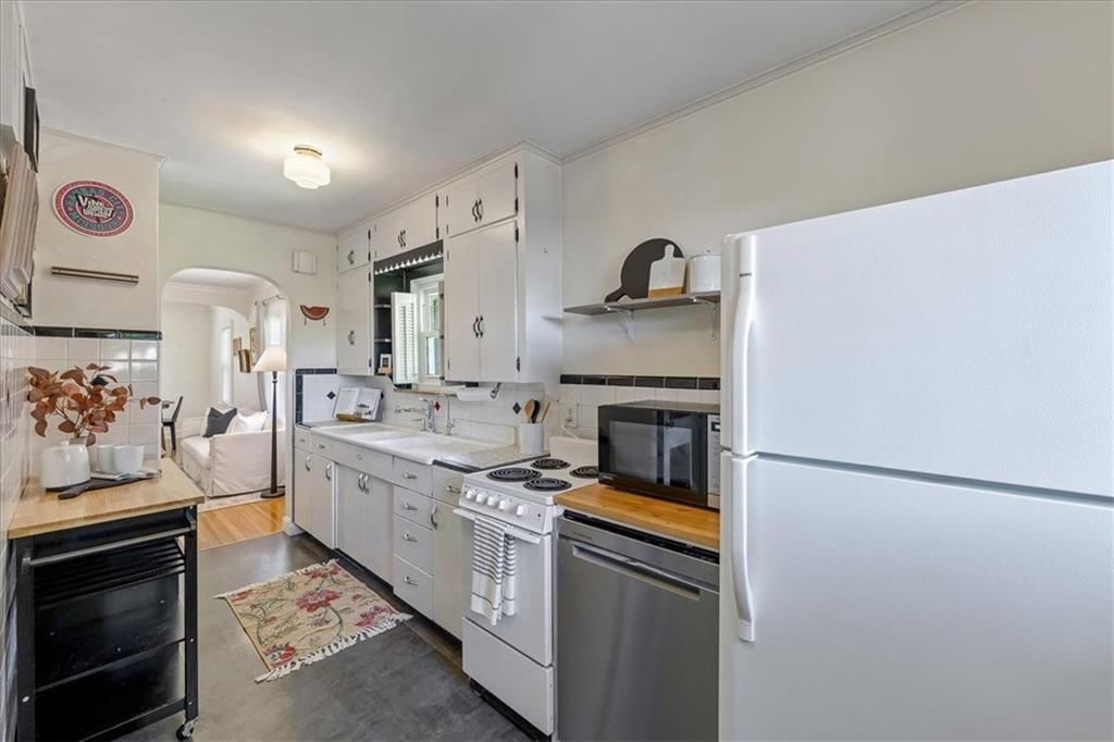 4745 Terrace Street — photo 12