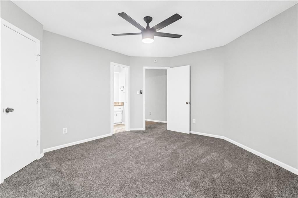 724 E 122nd Terrace — photo 8