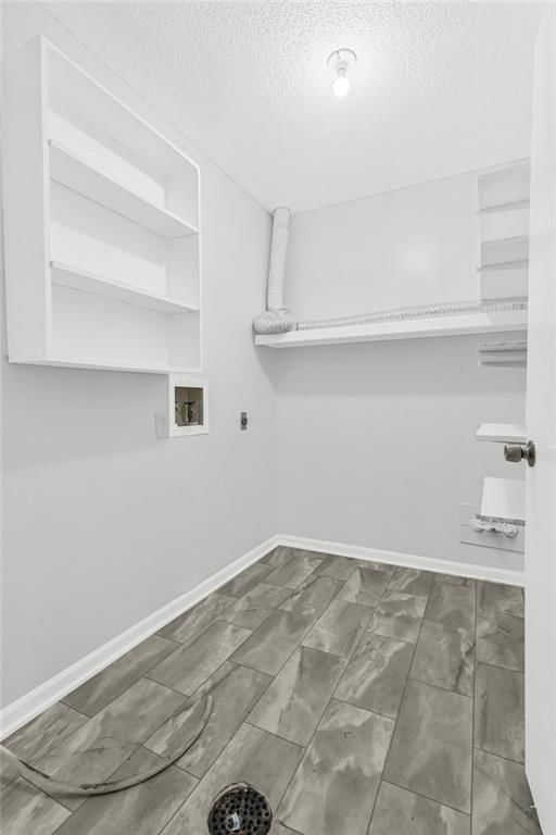 724 E 122nd Terrace — photo 12