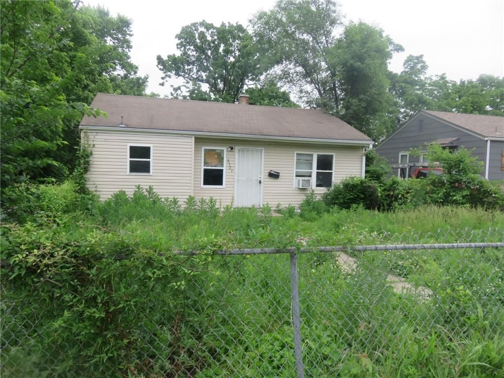 8321 Olive Street — photo 1