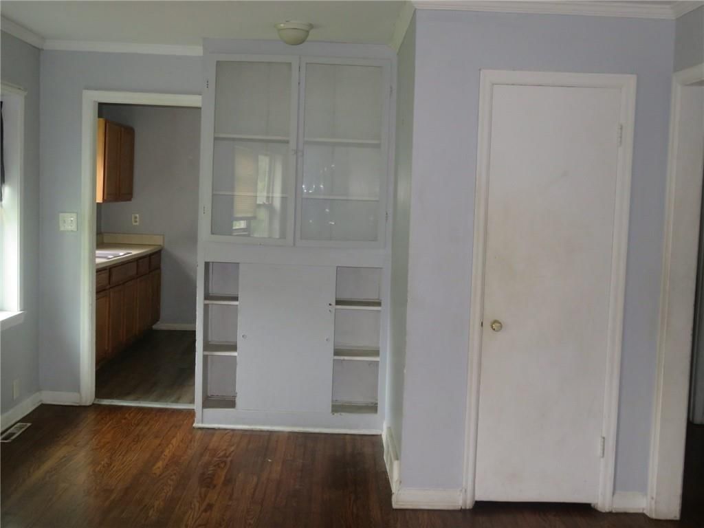 8321 Olive Street — photo 3