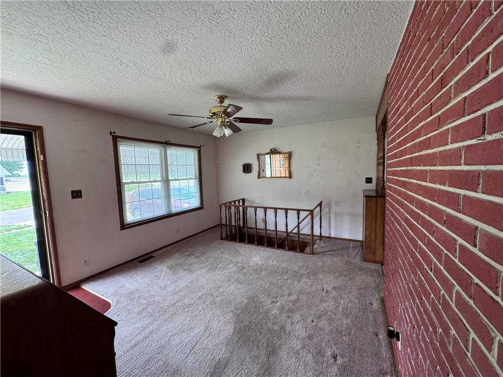 1313 N Cedar Crest Drive — photo 2