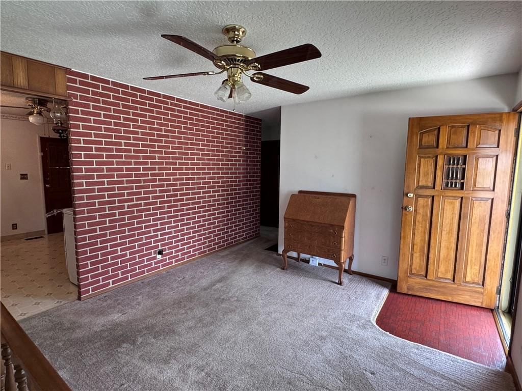 1313 N Cedar Crest Drive — photo 3