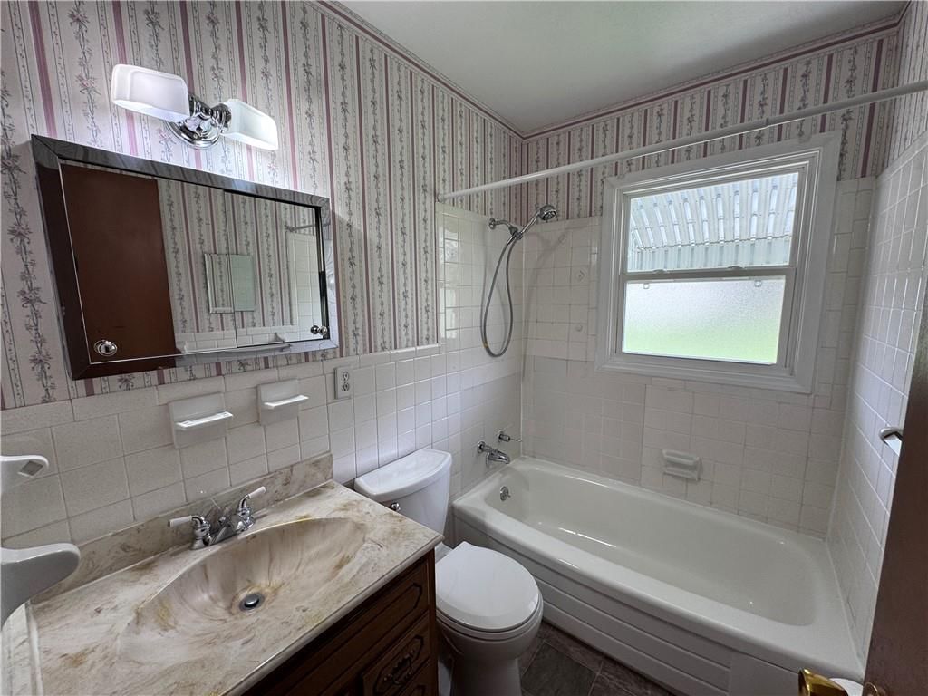 1313 N Cedar Crest Drive — photo 14