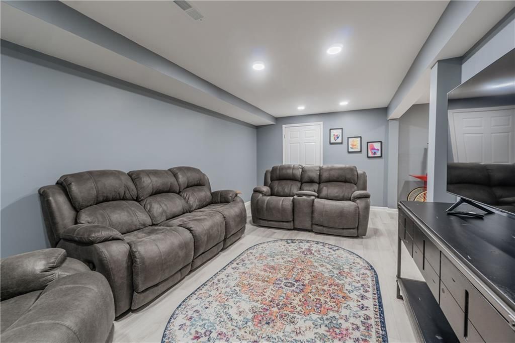 7003 W 156th Terrace — photo 25