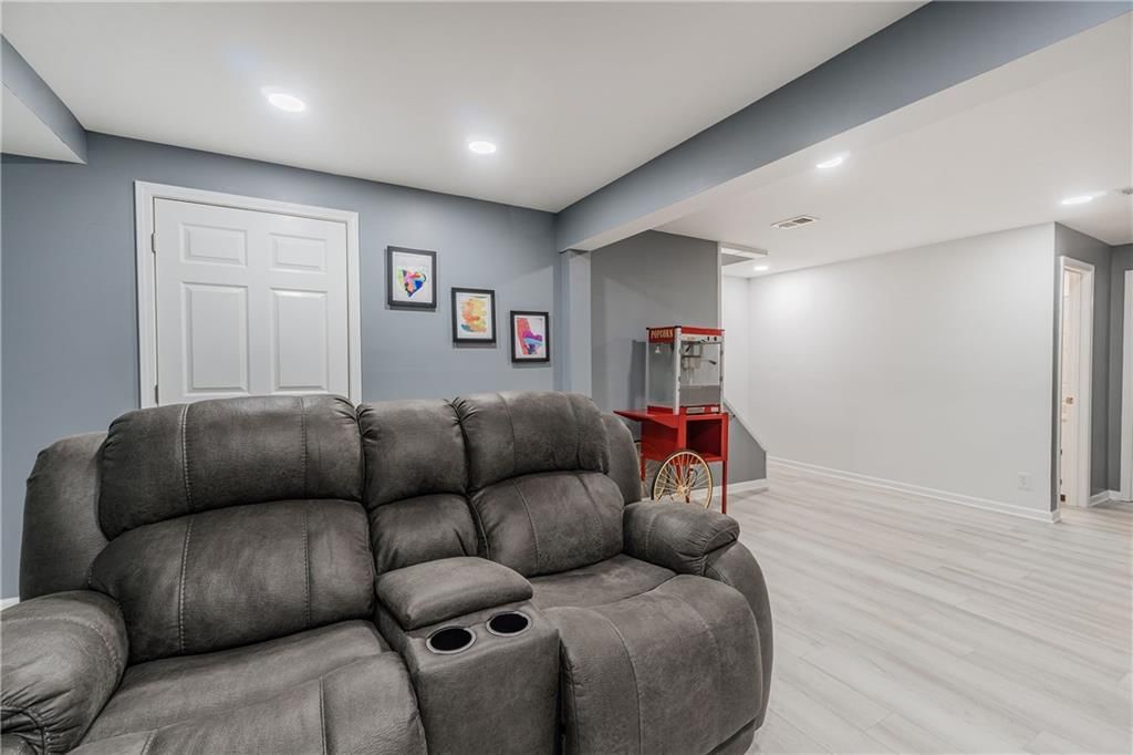 7003 W 156th Terrace — photo 26
