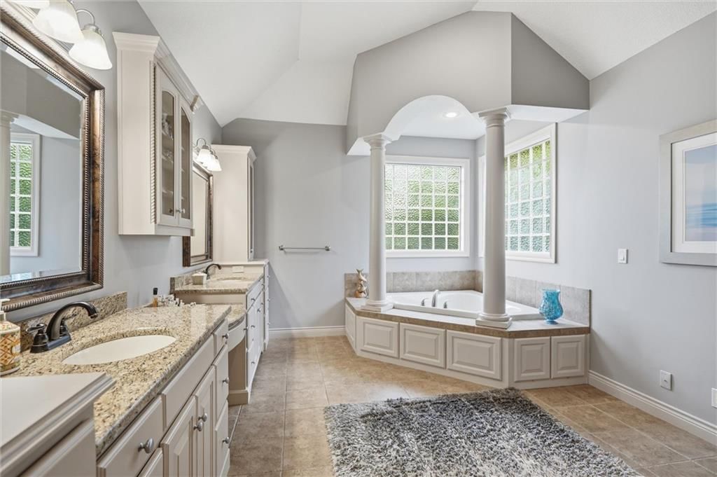 9605 W 150th Street — photo 31