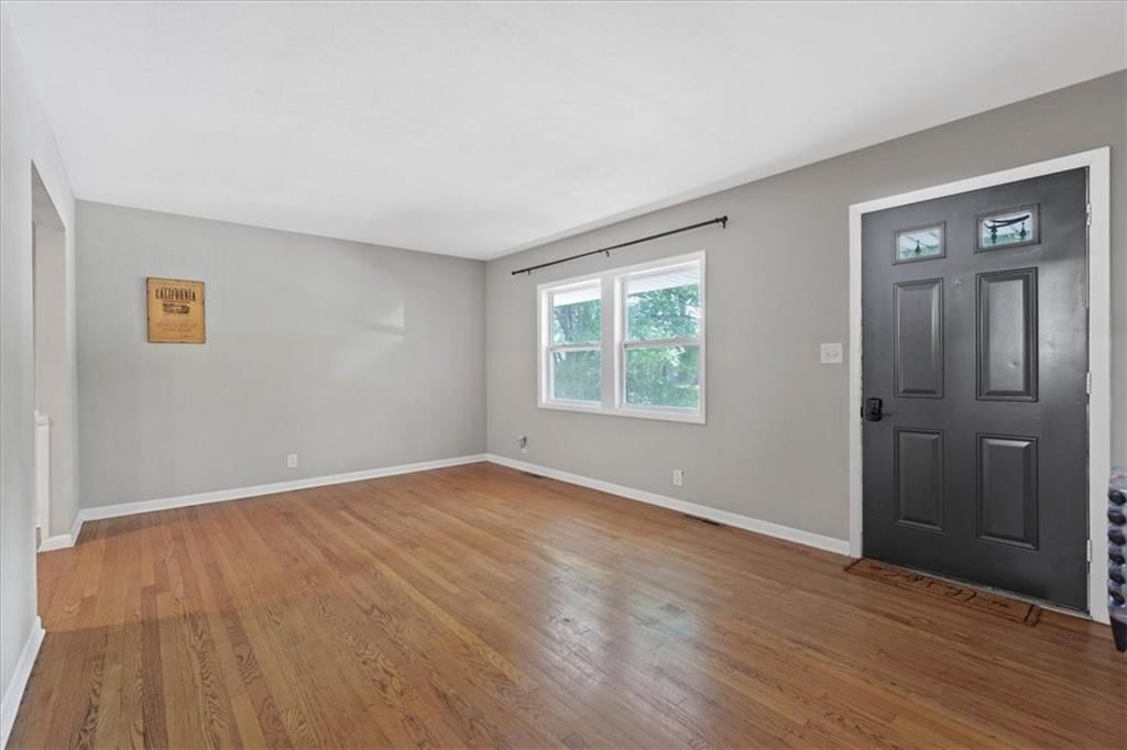 2618 OVERTON Circle — photo 3